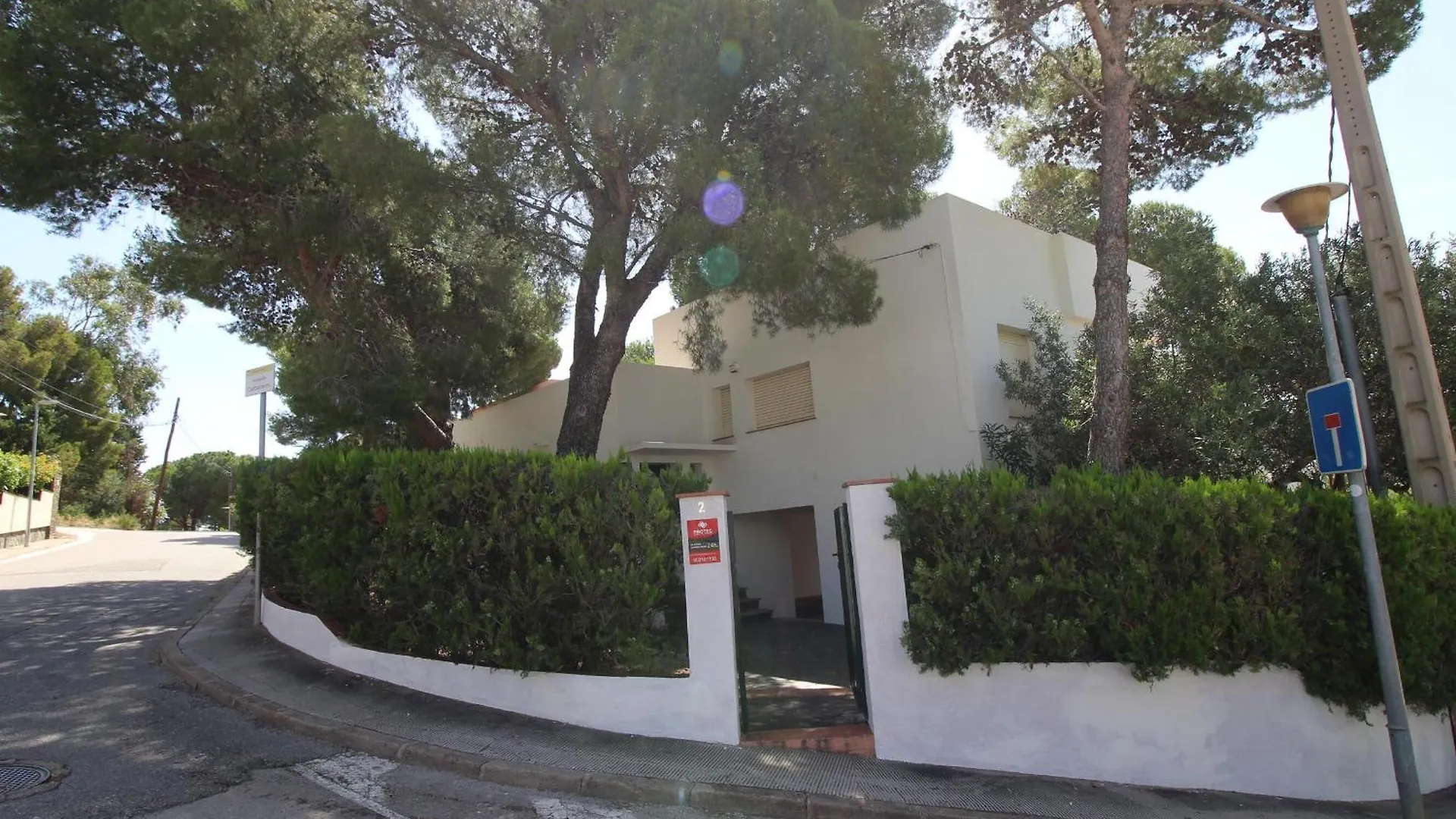 Casa Con Jardin A 100M De La Playa En Llanca, Cerca Del Puerto Y Comercios - Es-228-12 0*,